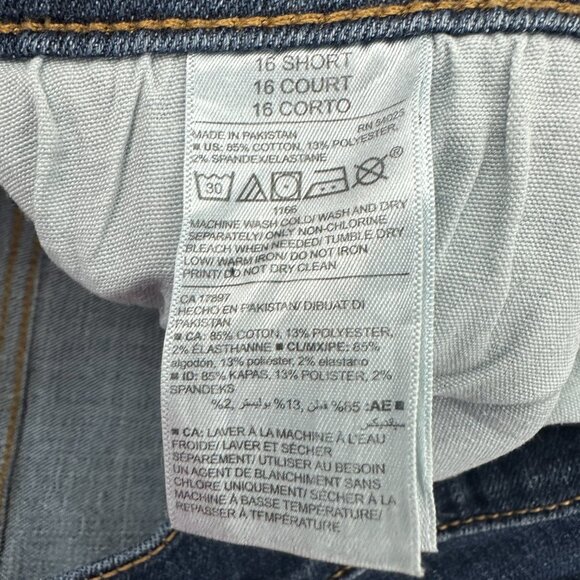 Old  Navy Original Straight Women's size 16P Dark Wash Blue Denim Jeans - Picture 3 of 4